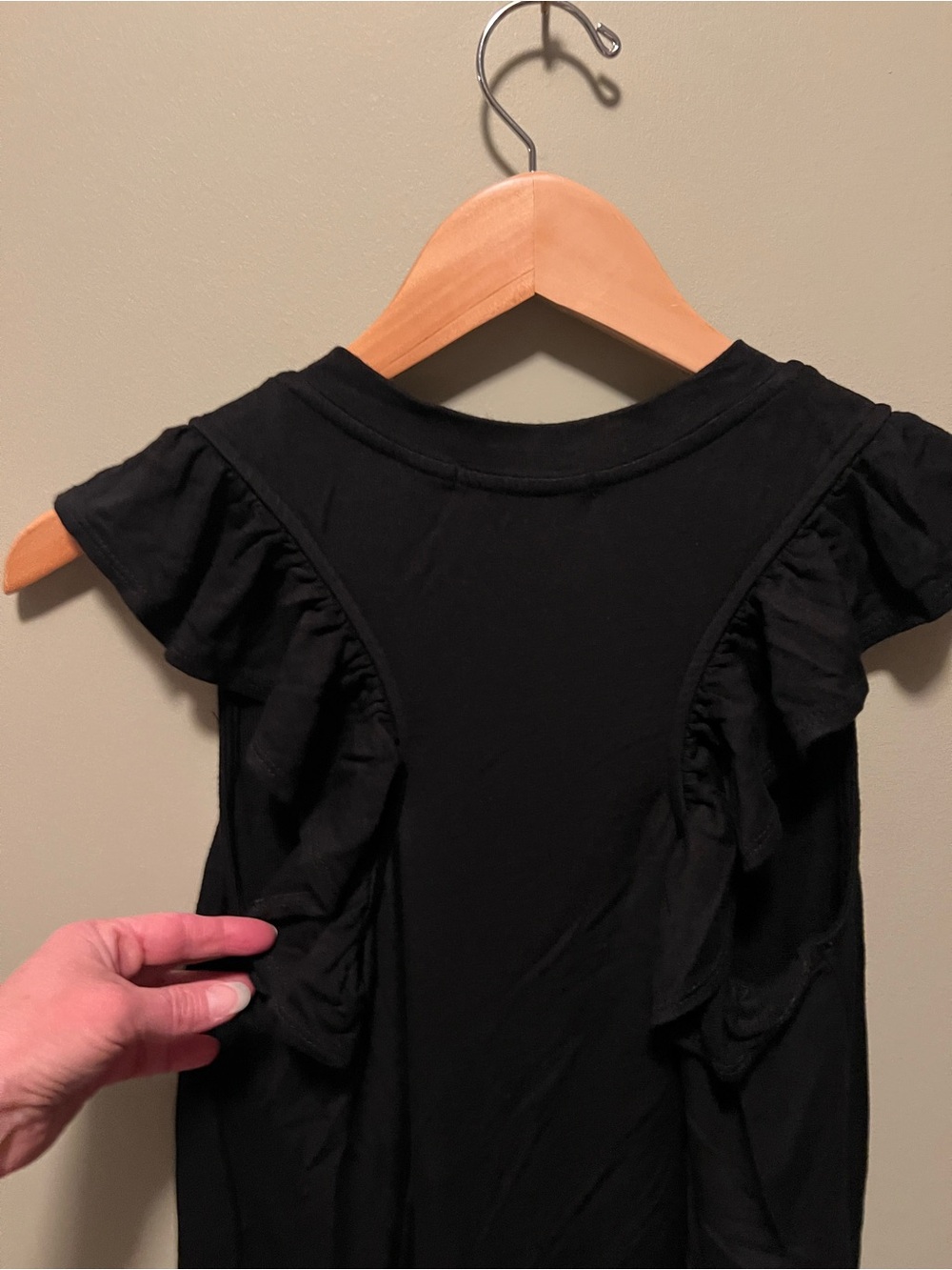 Gibson‎ Black Short Ruffle Sleeve Tunic - Picture 3 of 4